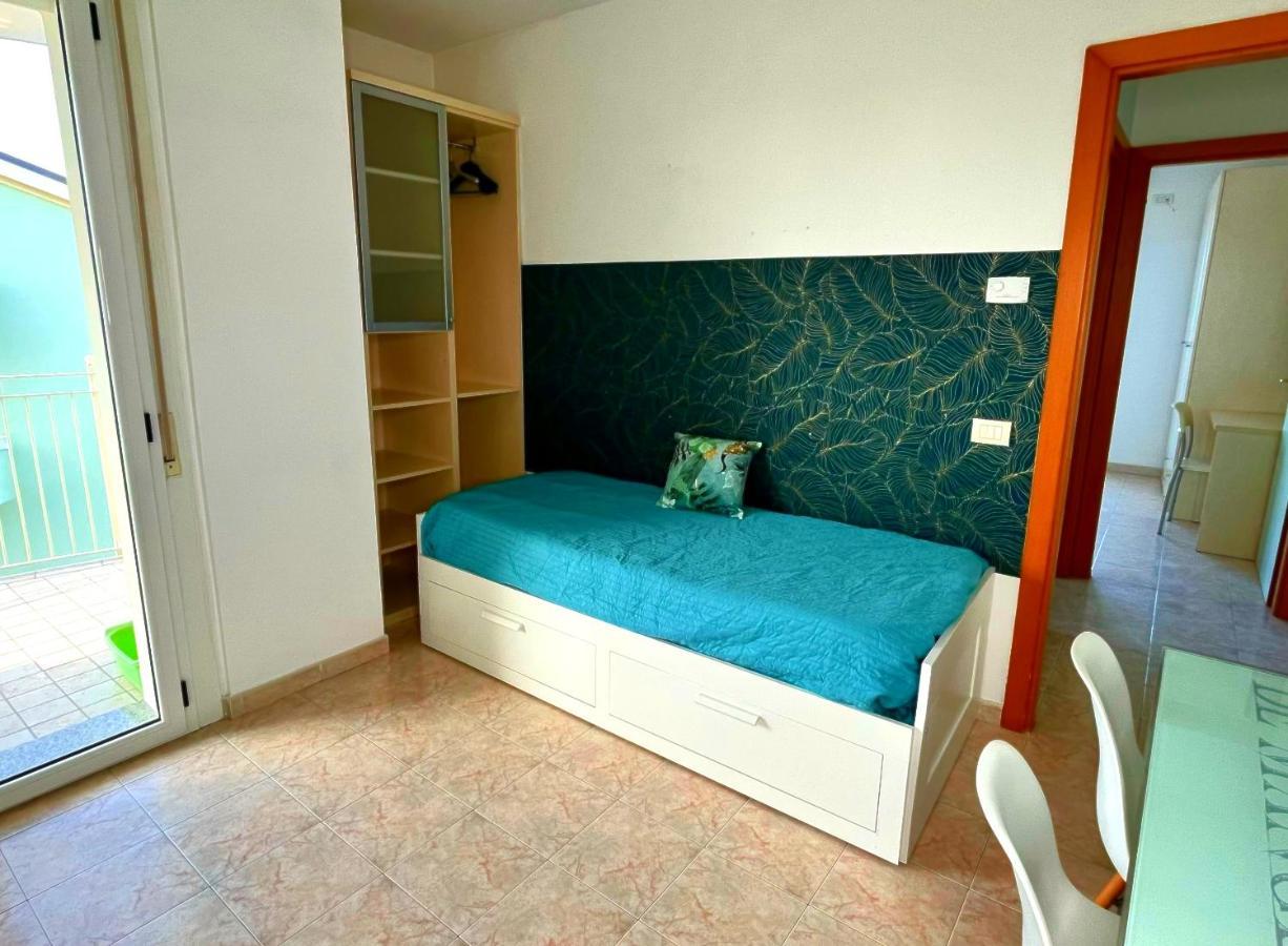 Residence Frontemare ริมินี ภายนอก รูปภาพ