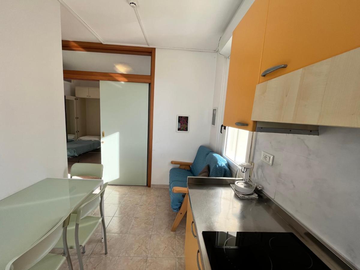 Residence Frontemare ริมินี ภายนอก รูปภาพ