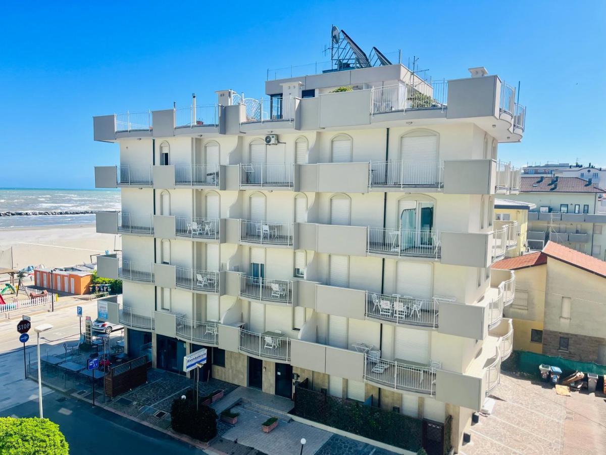 Residence Frontemare ริมินี ภายนอก รูปภาพ