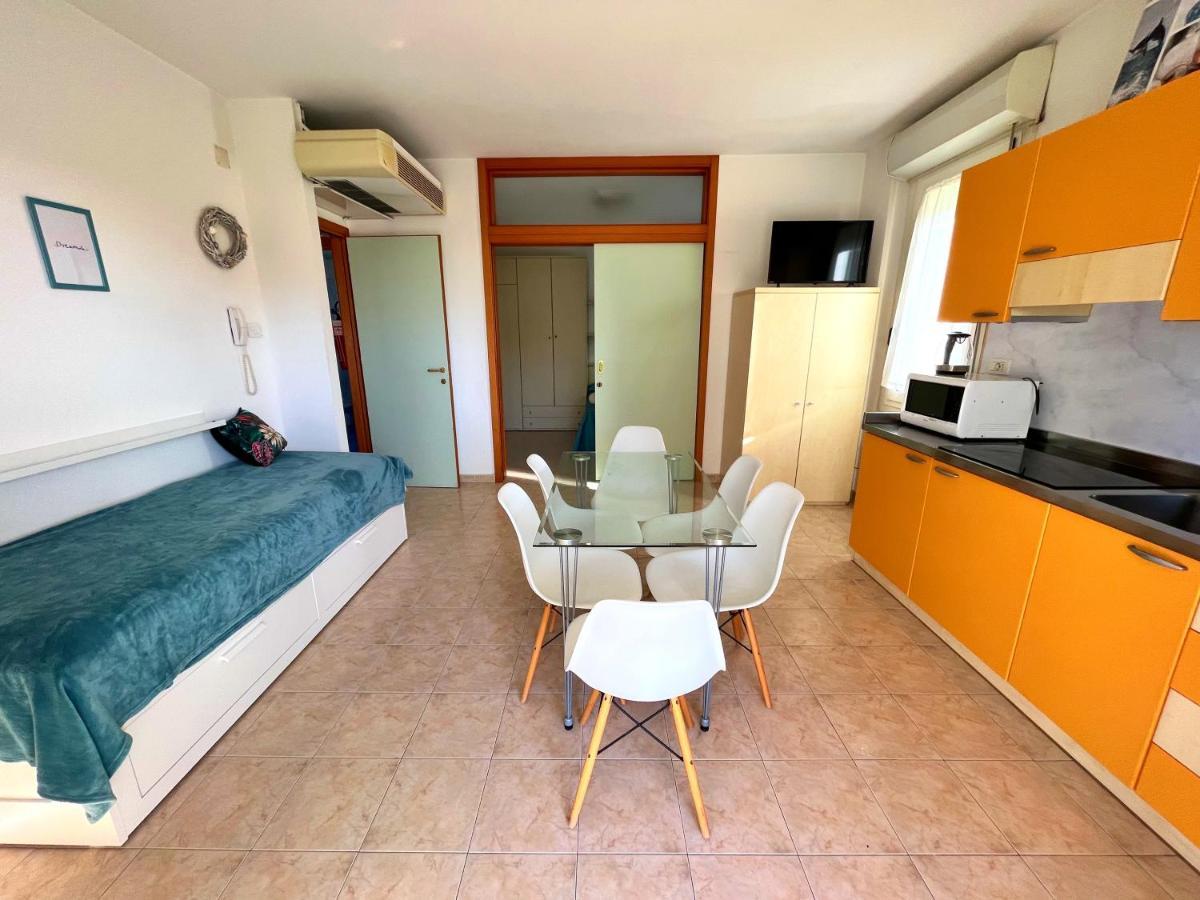 Residence Frontemare ริมินี ภายนอก รูปภาพ