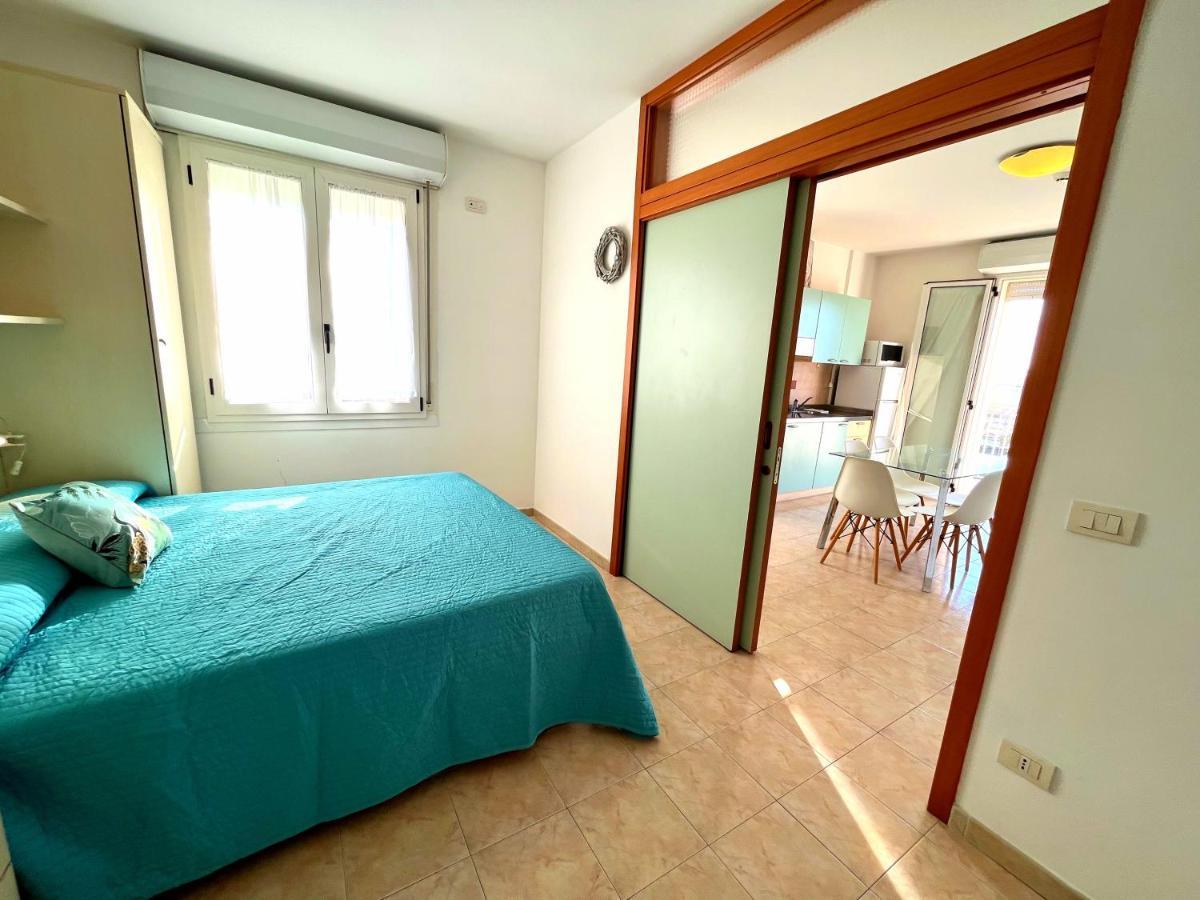 Residence Frontemare ริมินี ภายนอก รูปภาพ