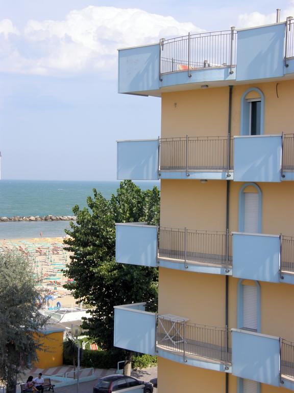 Residence Frontemare ริมินี ภายนอก รูปภาพ